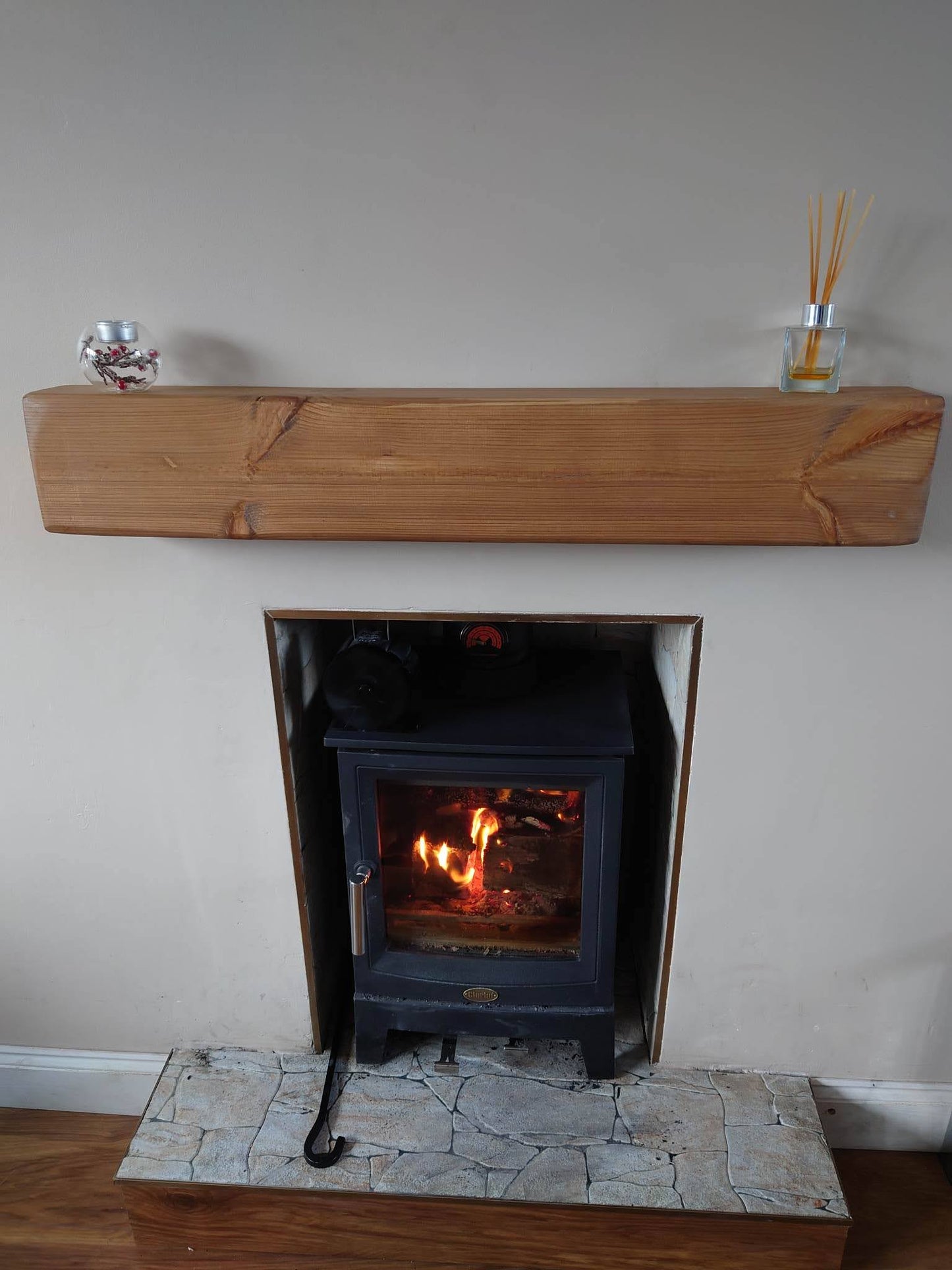 Solid Wood Mantle | 100mm x 100mm